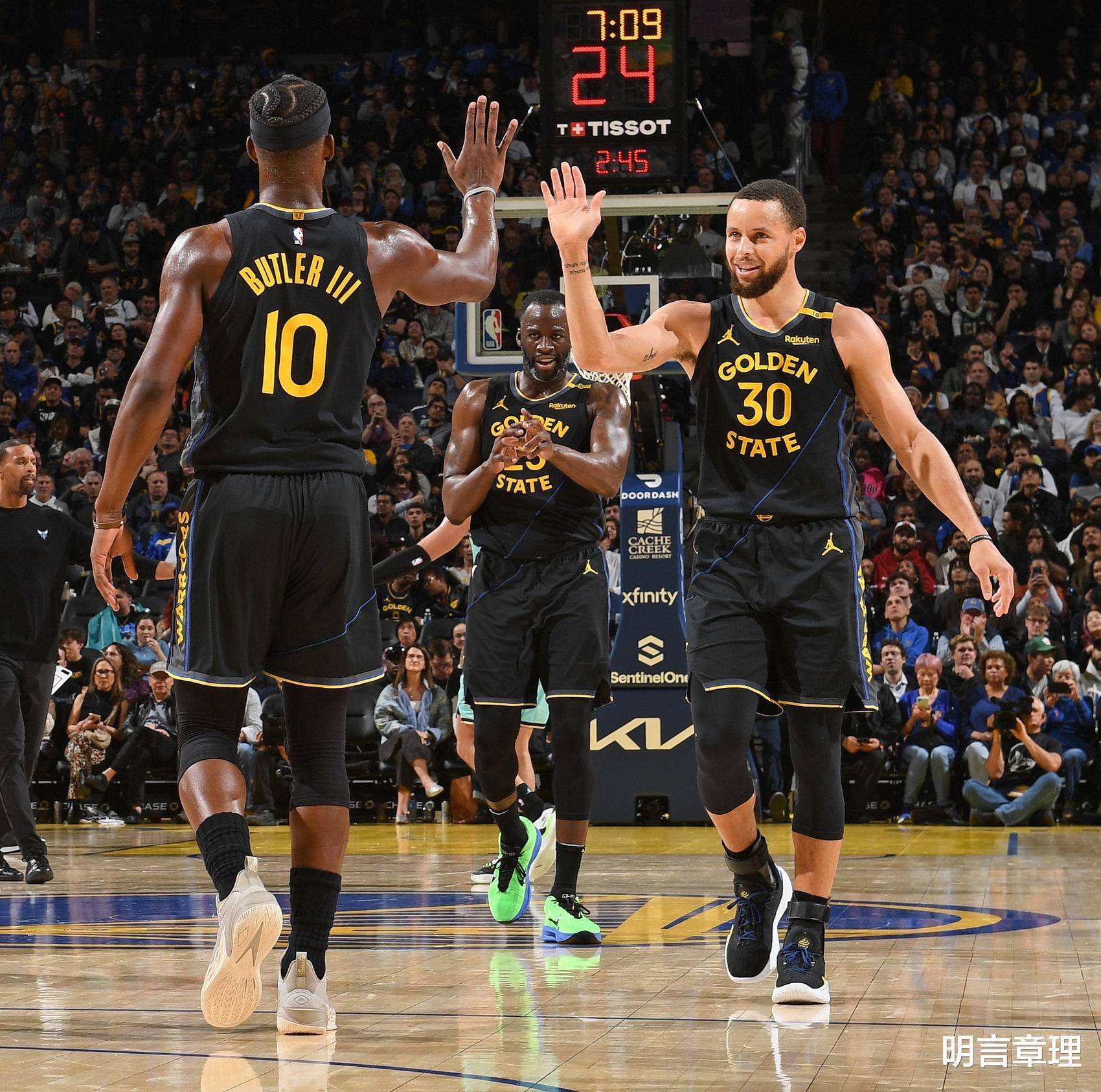 开元娱乐 - Ming在勇士比赛中出色防守，绝杀引发热议！