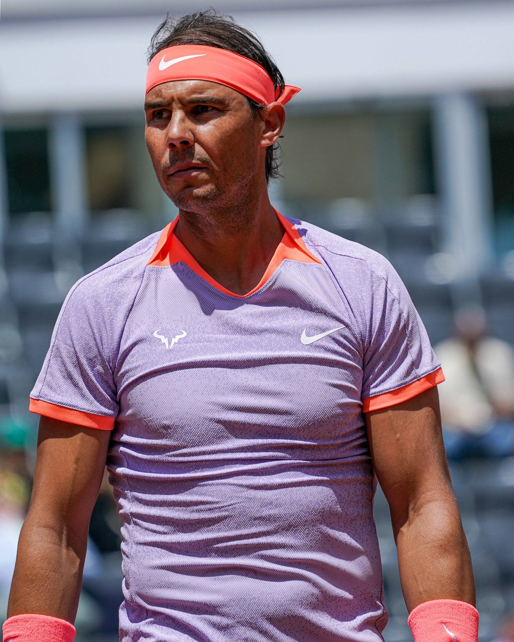 开元平台 - 纳达尔回归赛场，赛况扑朔迷离首场状态亮眼，曼联观众沸腾！